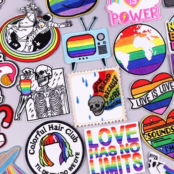 Гей-гордост на ЛГБТ нашивка Love is Love Икони Железни Ивици За Дрехи, Етикети Преливащи Сърца Ленти За Дрехи в Ивицата Аксесоар Изображение 0