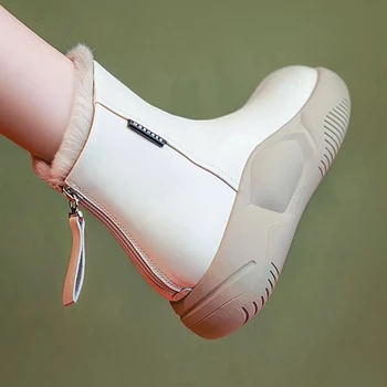 Дамски обувки, обувки на платформа, на Новост на Зимата 2022 г., дамски къси ботуши от плюш, Нескользящая дамски ежедневни обувки подметка, Zapatos